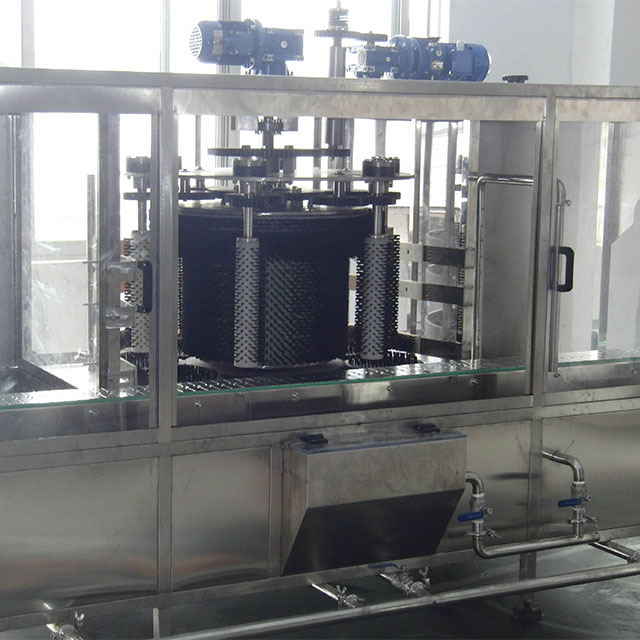 Mesin pengisian air 5 galon dengan kontrol suhu pemanas air alkali panas
